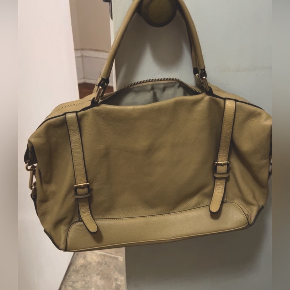 Ora Delphine tanish-cream genuine leather satchel. Nice size handbag!